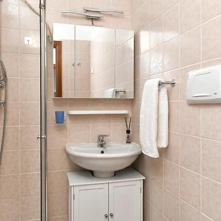 Perla Con Vista Mare أولبيا